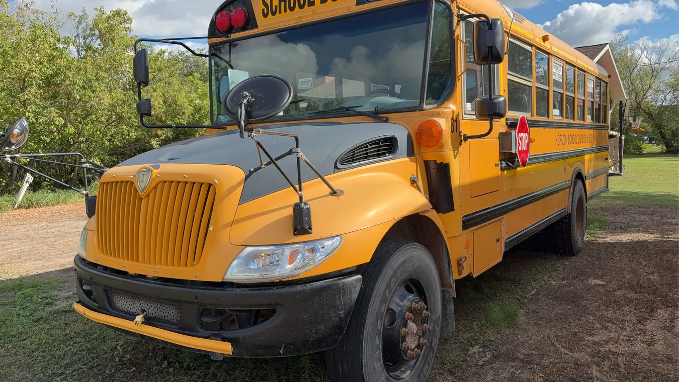 2011 INTERNATIONAL BUS - #81 - NOT RUNNING