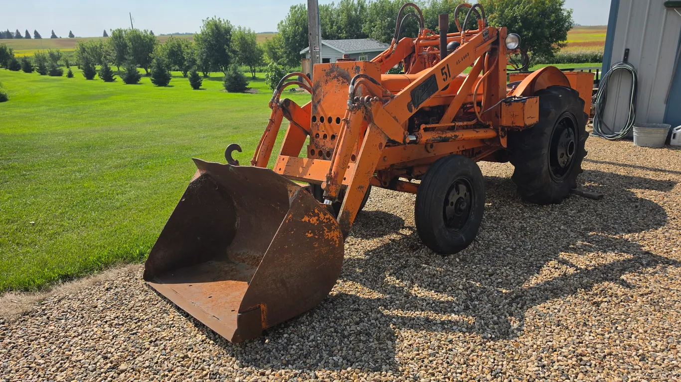 1950 CASE IH W4 ANTIQUE TRACTOR
