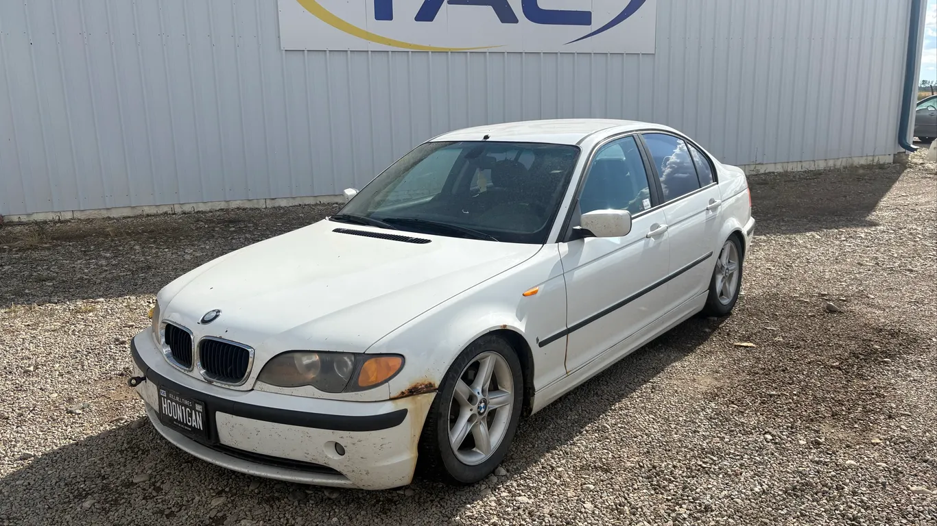 2003 BMW 320I 4DR