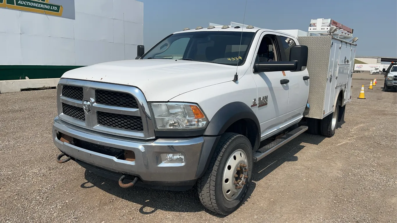 2016 Ram 4500 4x4 S/A Service Truck