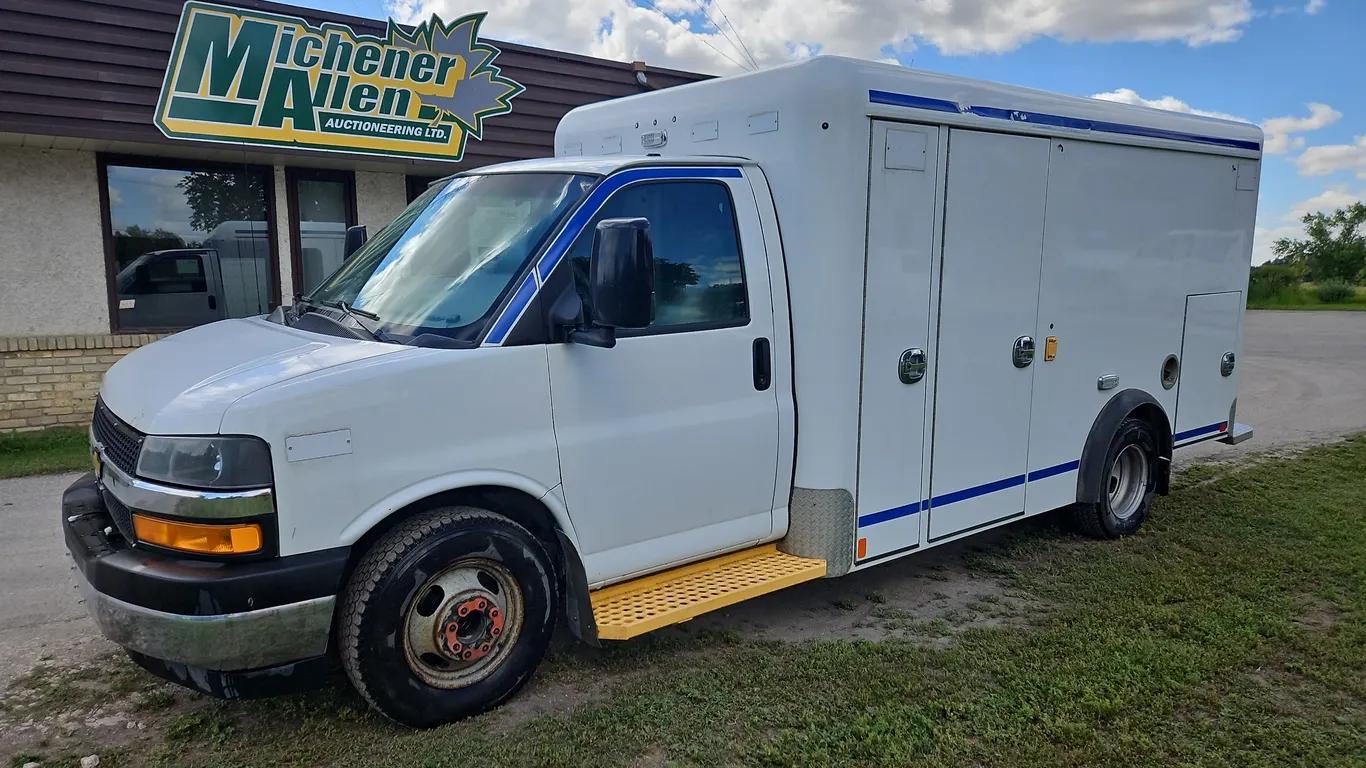 2019 Chevrolet Express S/A Van Body Truck