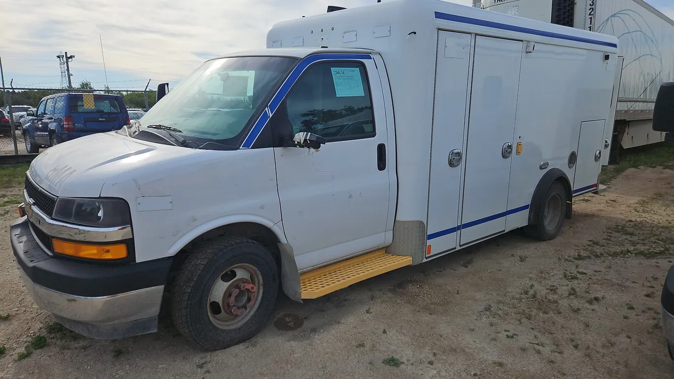 Non-Operable 2020 Chevrolet Express S/A Van Body Truck