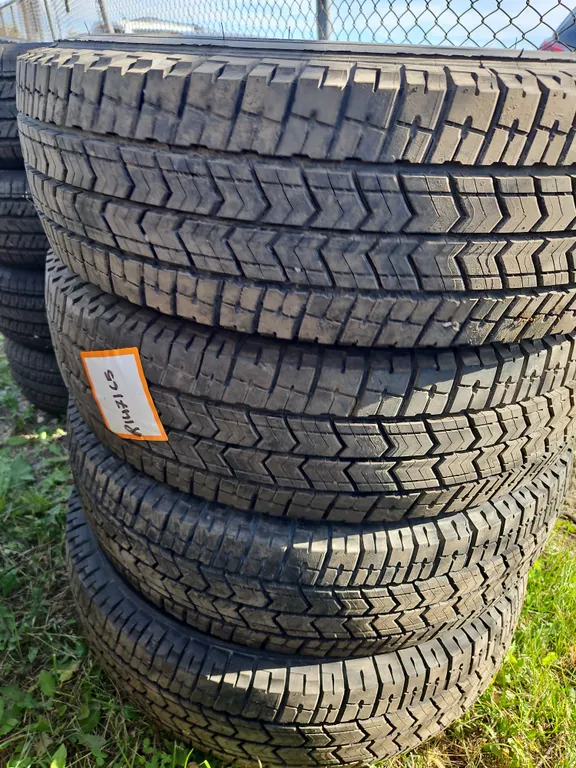 Set Of 4 Michelin Primacy XC Tires 235/80R17