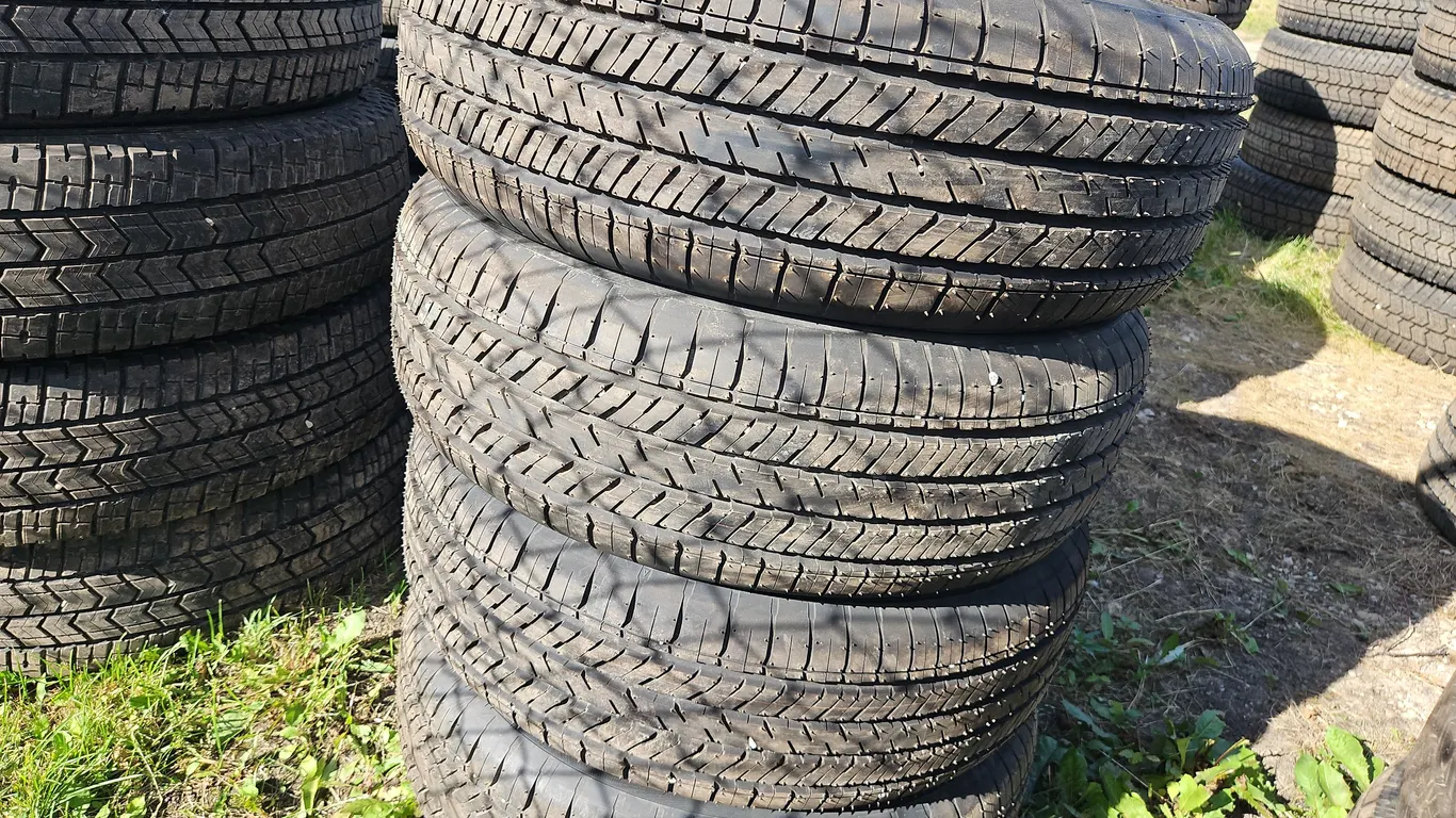 Set Of 4 Yokohama Geolander G91 Tires 225/60R17