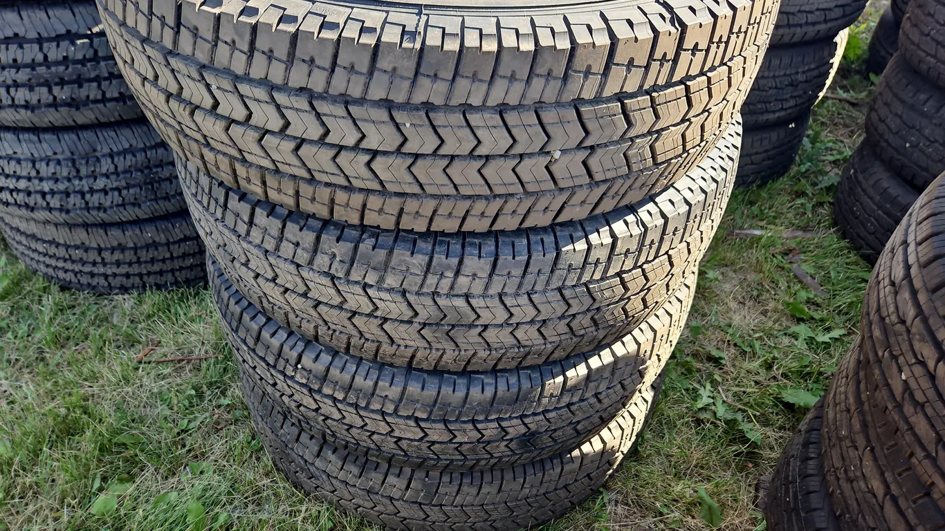 Set Of 4 Michelin Primacy xc 235/80R17