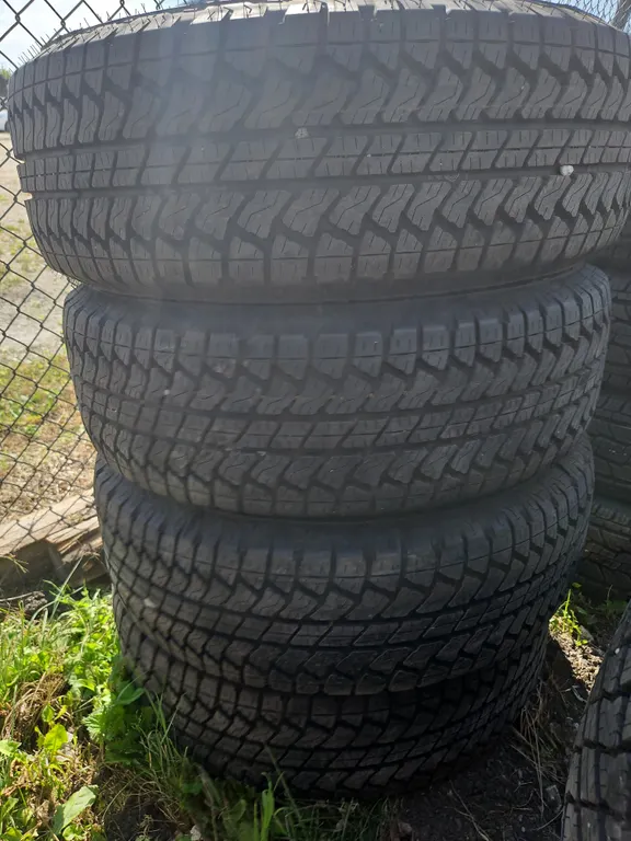 Set Of 4 Bridgestone Dueller A/T Tires 265/70R17