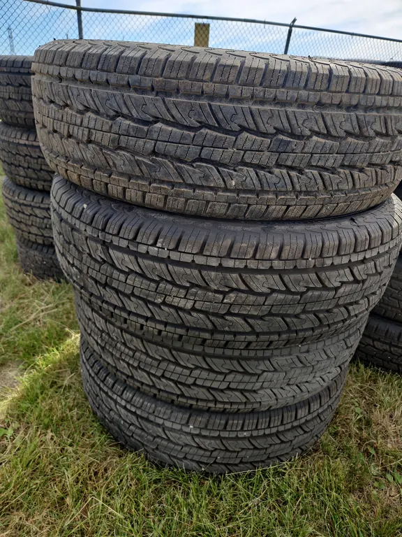 Set Of 4 General Grabber HTS Tires 255/70R17