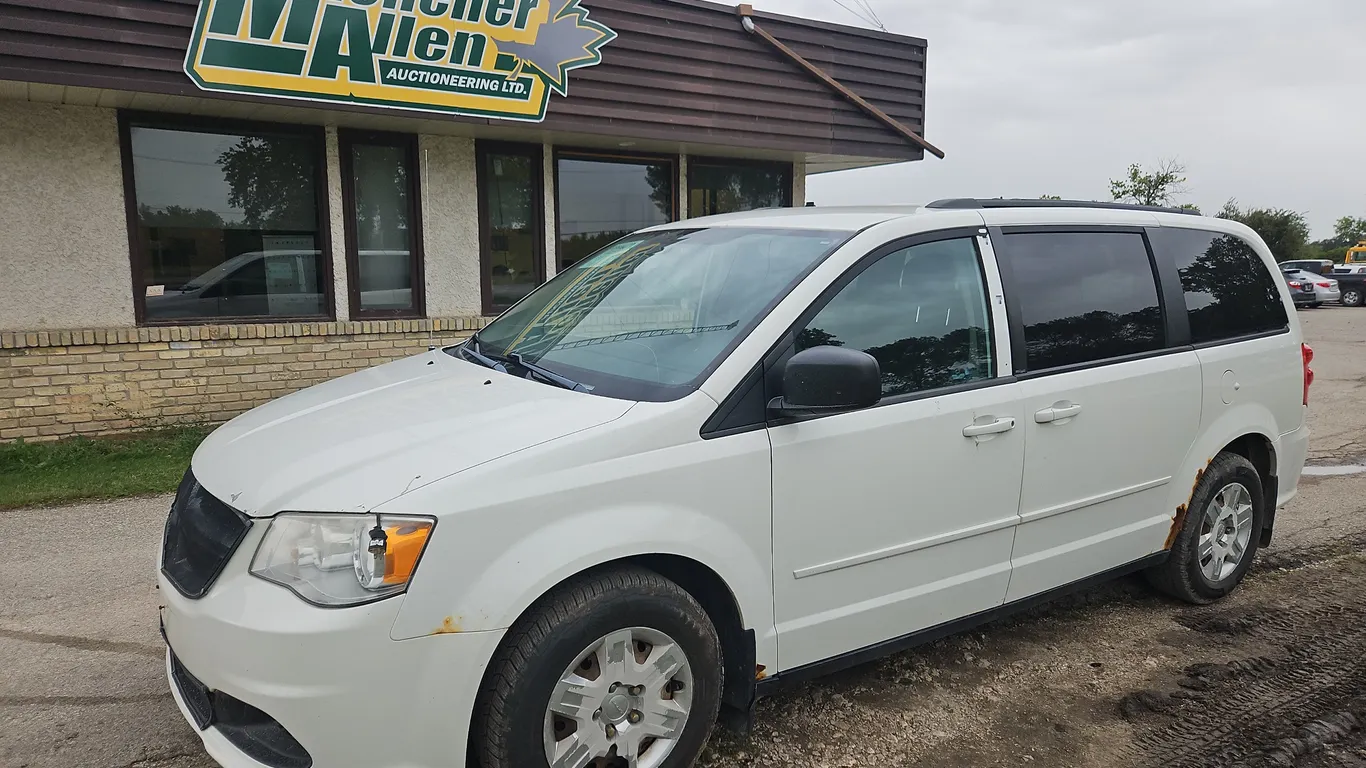 2012 Dodge Grand Caravan SXT 4dr Mini-Van