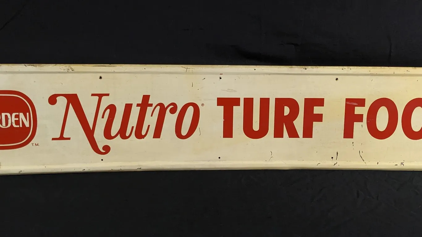 TIN SIGN BORDENS NITRO TURF FOOD