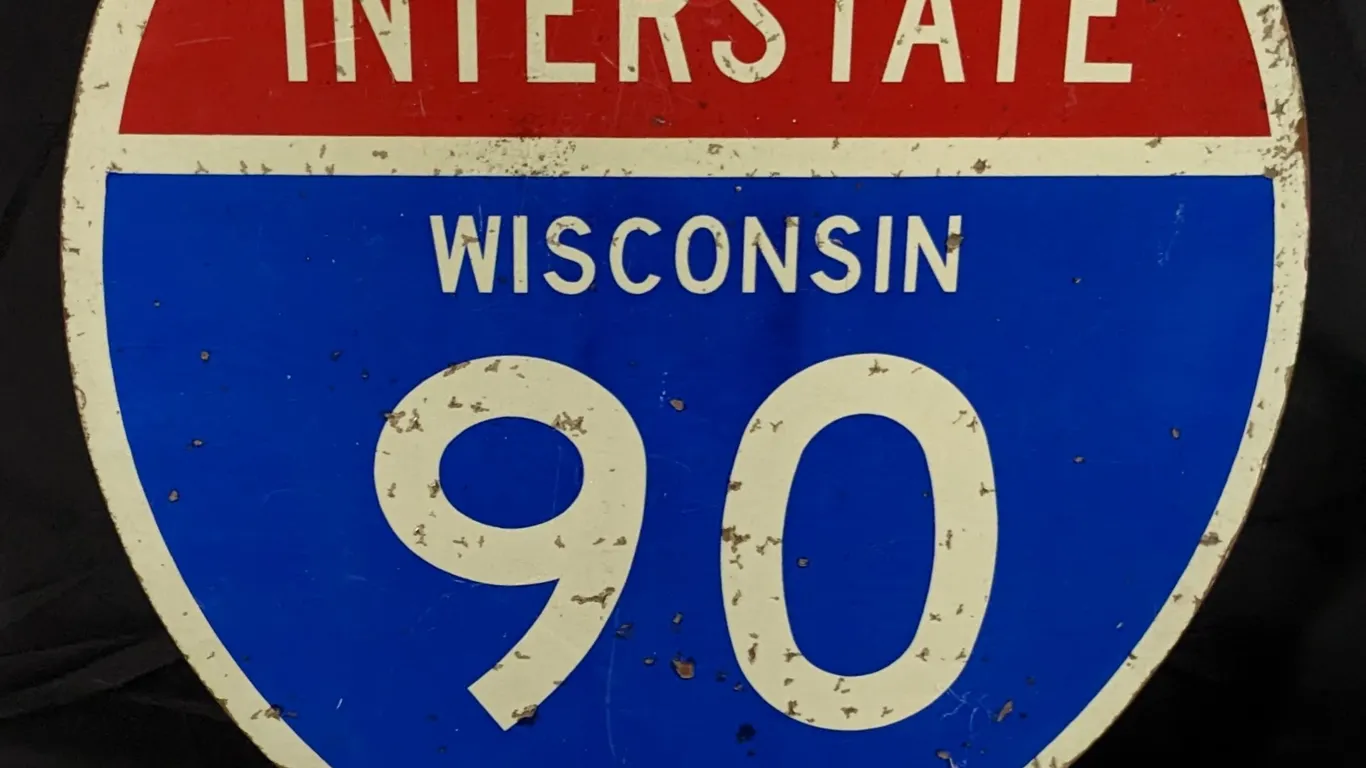 1960'S +/- WISCONSIN I-90 INTERSTATE HWY 90 SHIELD ROAD HIGHWAY ROUTE SIGN (BELOIT TO LA CROSSE WISCONSIN)