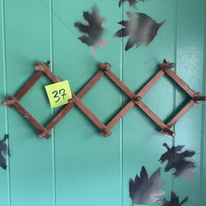 Wood Accordion-Style Wall Peg Rack