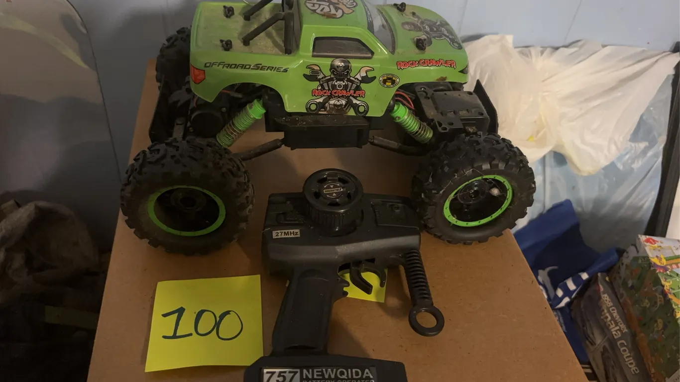 Off-Road Rock Crawler RC Truck with Remote