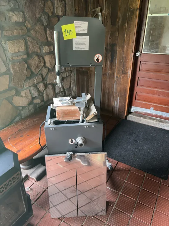 Lincoln Outfitters 3/4 HP Meat Processor Band Saw