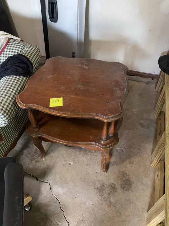 Mid-20th Century Cherry Two Tier Queen Anne Style Occasional Table