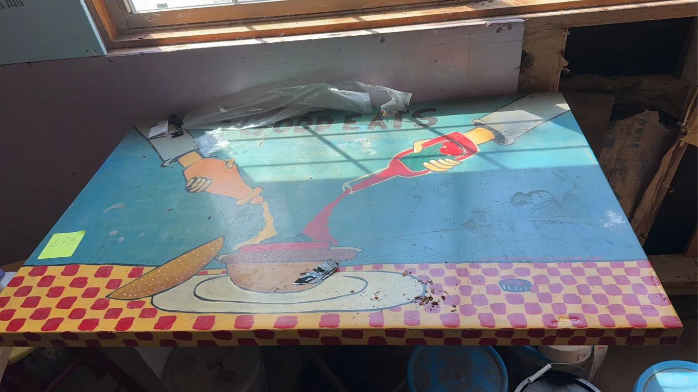 Hamburger Table