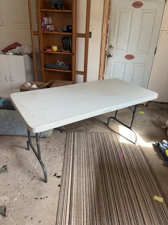 5' Plastic Table