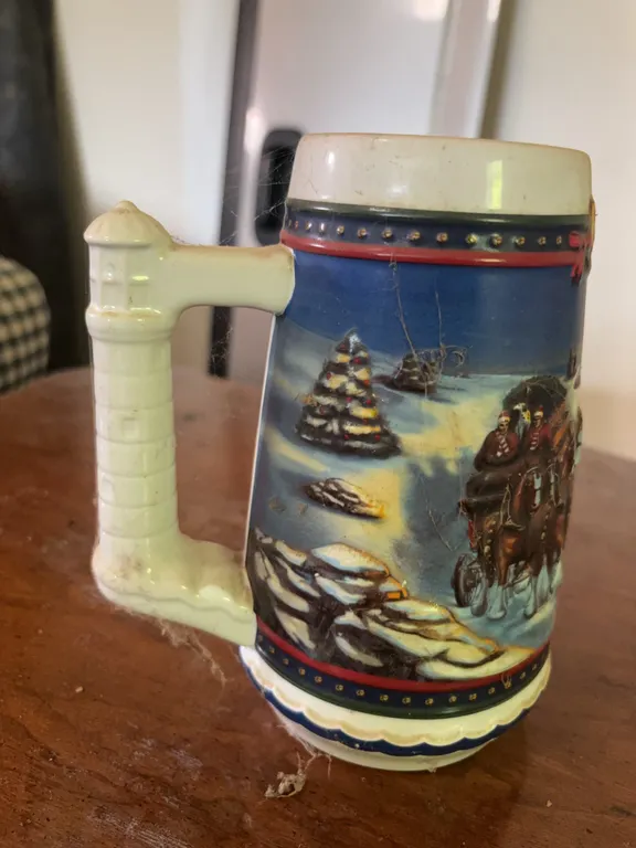 2002 Budweiser "Guiding The Way Home" Holiday Stein