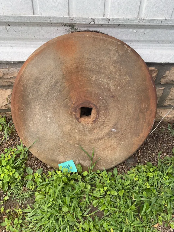 Decorative Vintage Stone Grinding Wheel/Small Millstone