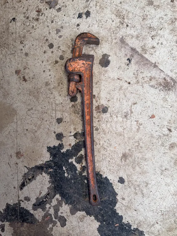 Large Pipe Wrench