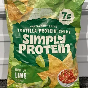 *NEW* SimplyProtein Restaurant Style Tortilla Chips, Hint of Lime - Best By: Not Visible
