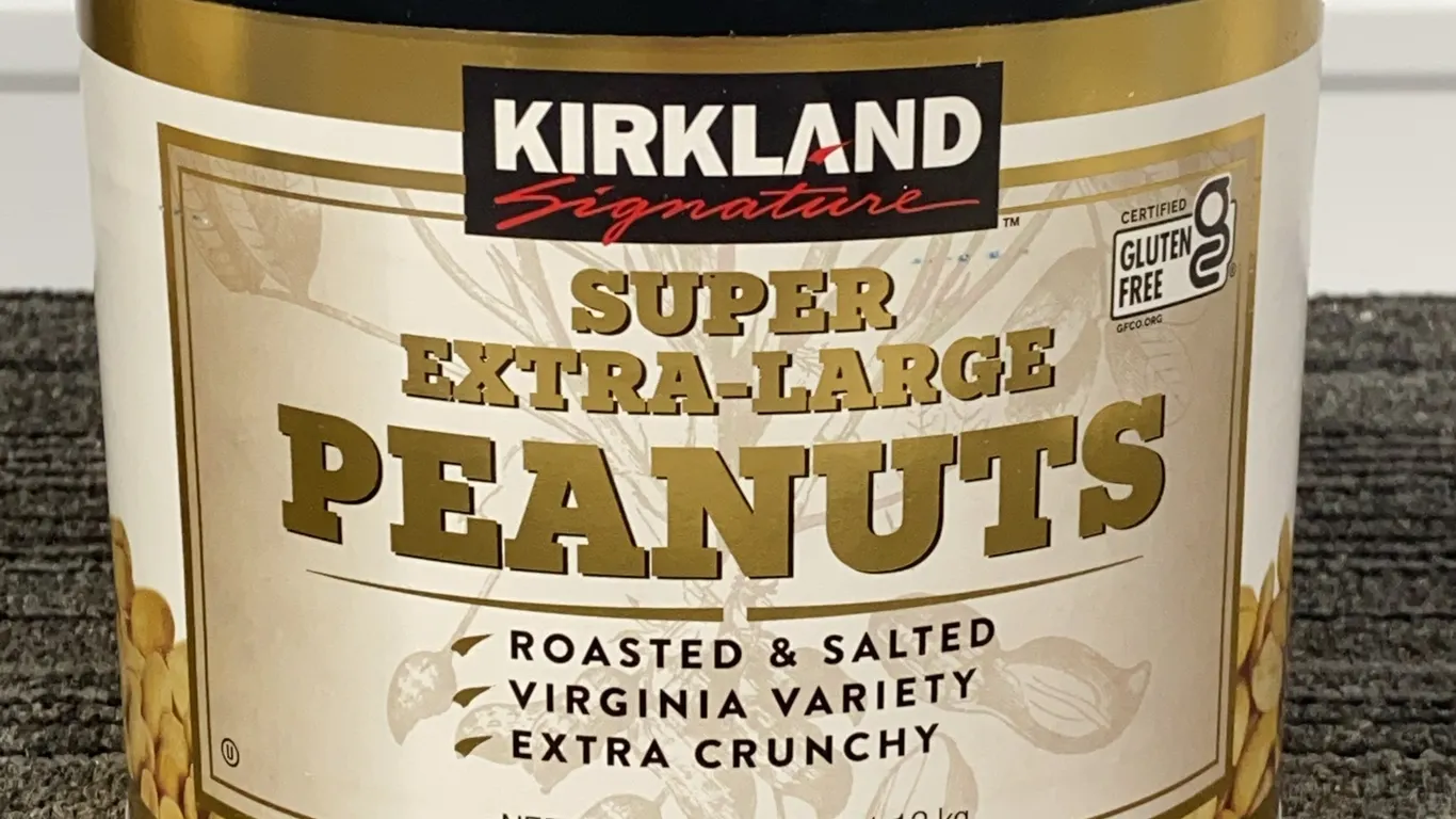 *NEW* Kirkland Signature Super Extra-Large Peanuts - Best By: 12/26