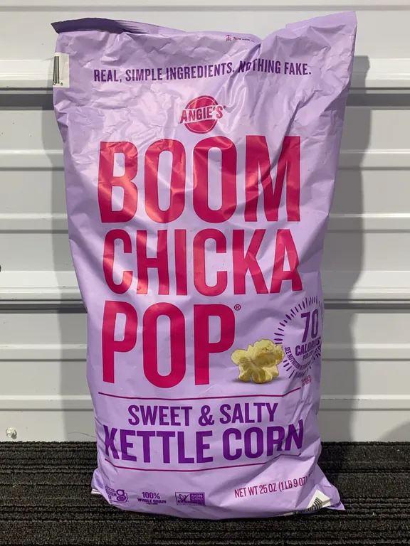 *NEW* Angie's BOOMCHICKAPOP Popcorn, 25 OZ - Best By: 1/2027