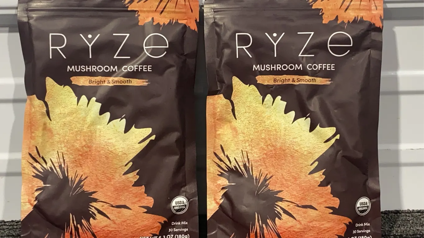 *NEW* Ryze Mushroom Coffee 2 Bags - Best By 10/2030
