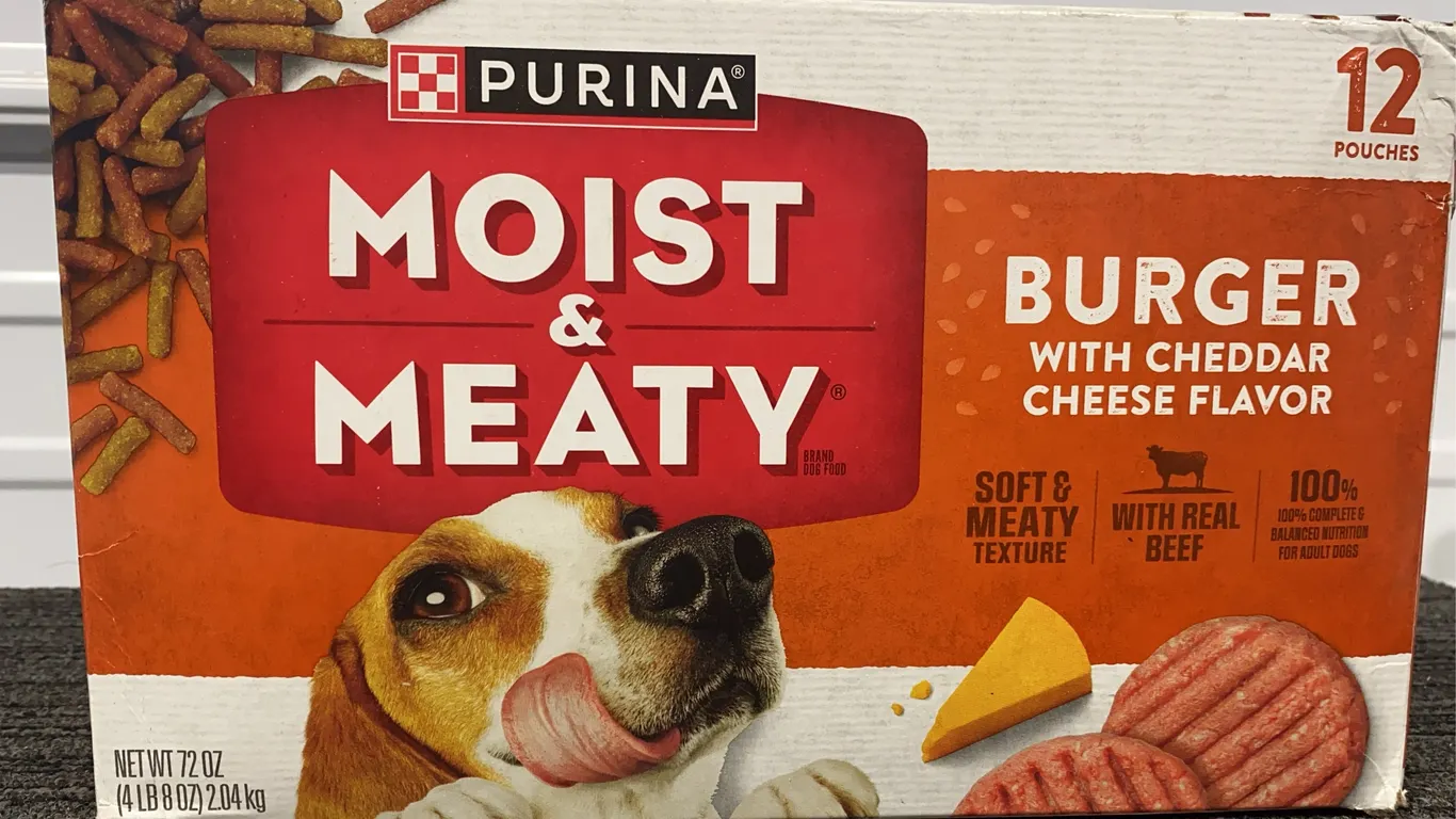 *NEW* Purina Moist & Meaty Burger with Cheddar Cheese Flavor, 12 Pack - Best By: 11/2026