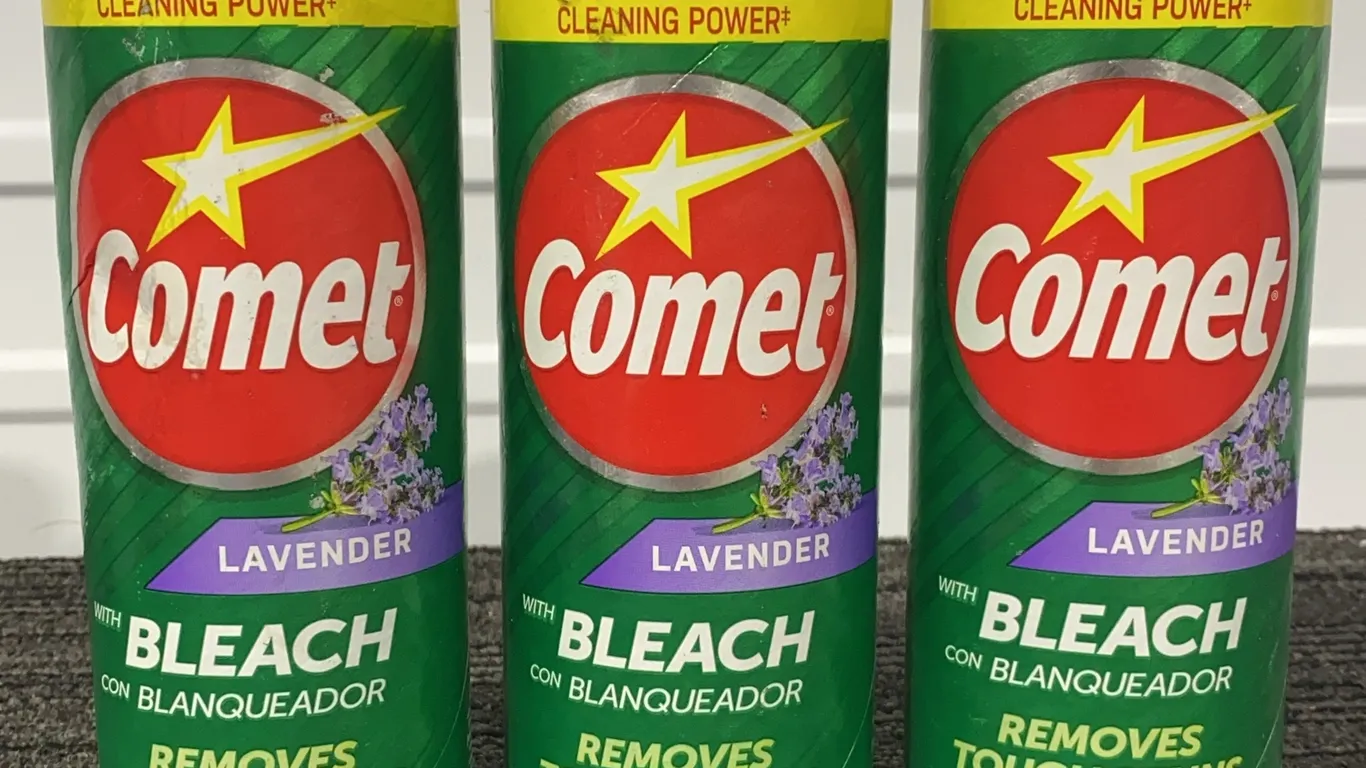 *NEW* 3 Comet w/ Bleach, Lavender Scent, 21 OZ Each