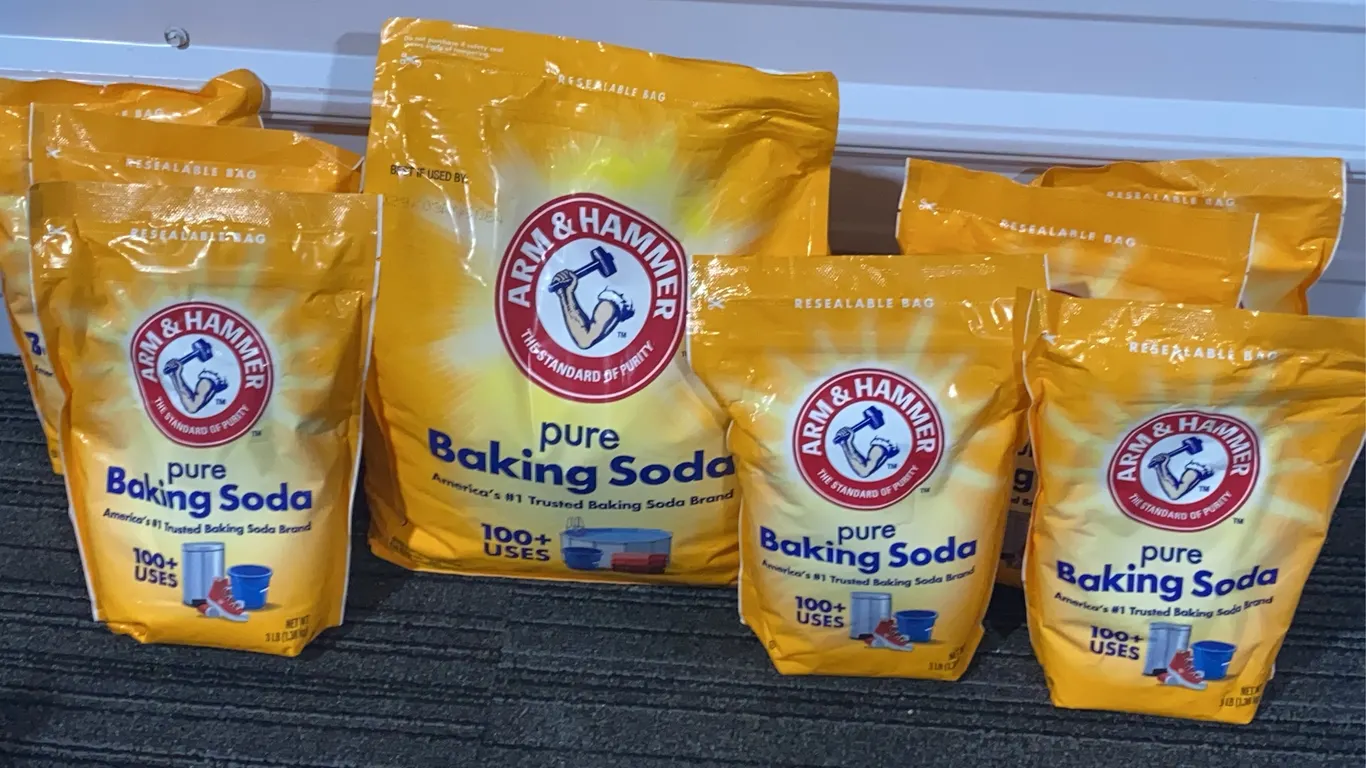 *NEW* 8 Arm & Hammer Pure Baking Soda w/ 100+ Uses, (1) 13.5 LB & (7) 3 LB Each - Best By: 4/2029