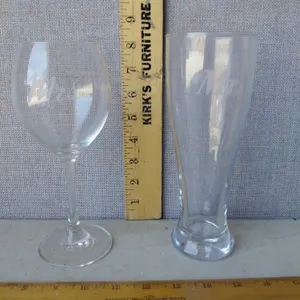 New Mr. & Mrs. Wedding Glasses, 2 Pc