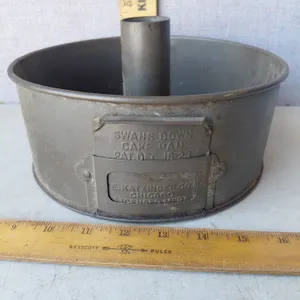 Vintage Swans Down Cake Pan Pat. Dec. 18-23, Measures 9"X4.5"