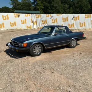 1982 MERCEDES-BENZ  107 SEDAN VIN: BA45A0DB0216678