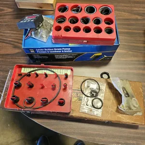 Lever Action Drum Pump, O-Rings, Tap & Die Set
