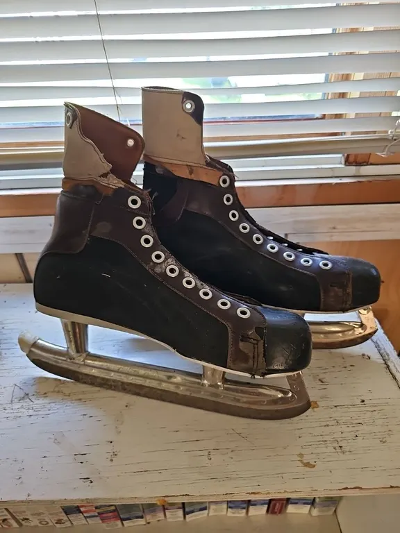 Vintage Ice Skates