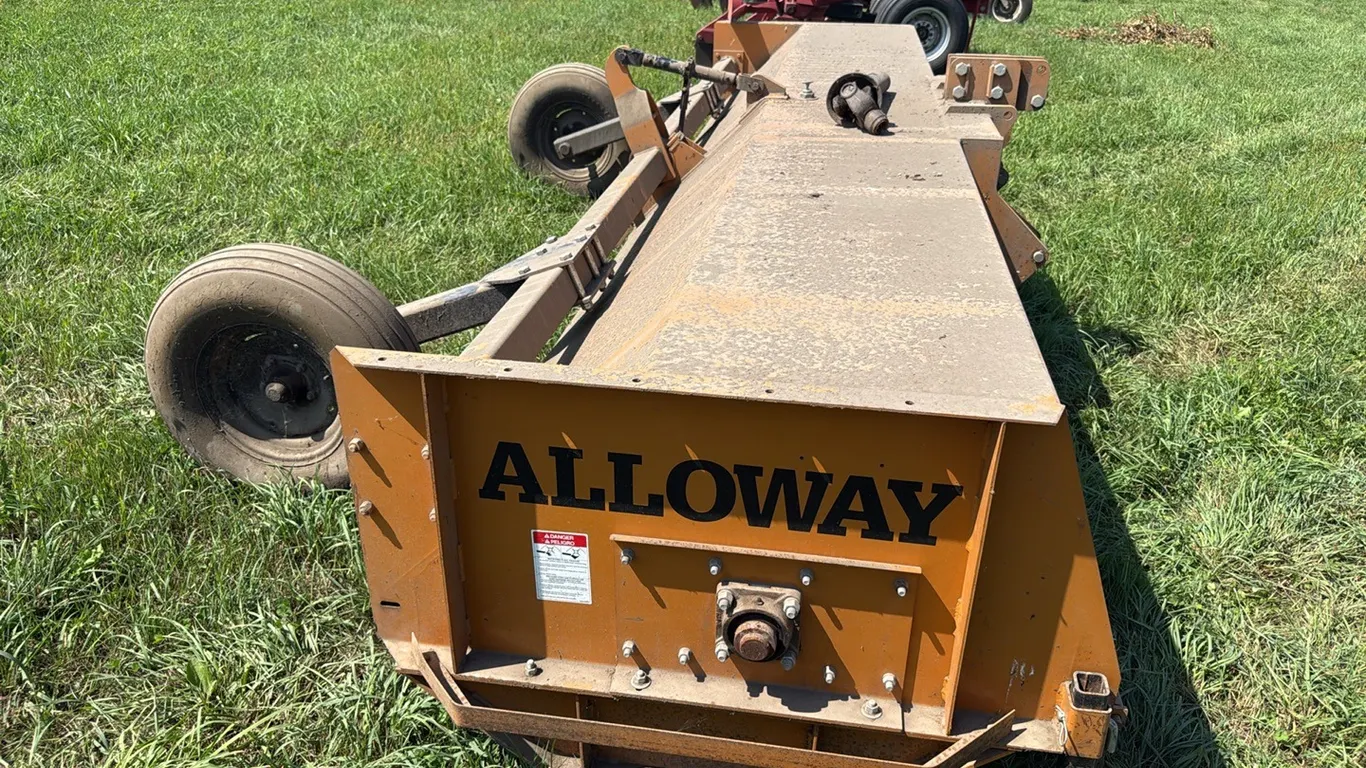 Approx 15’ Woods Alloway Flail Shredder, 3 Pt Mounted, Sm 1000 PTO, Looks in Excellent Condition.