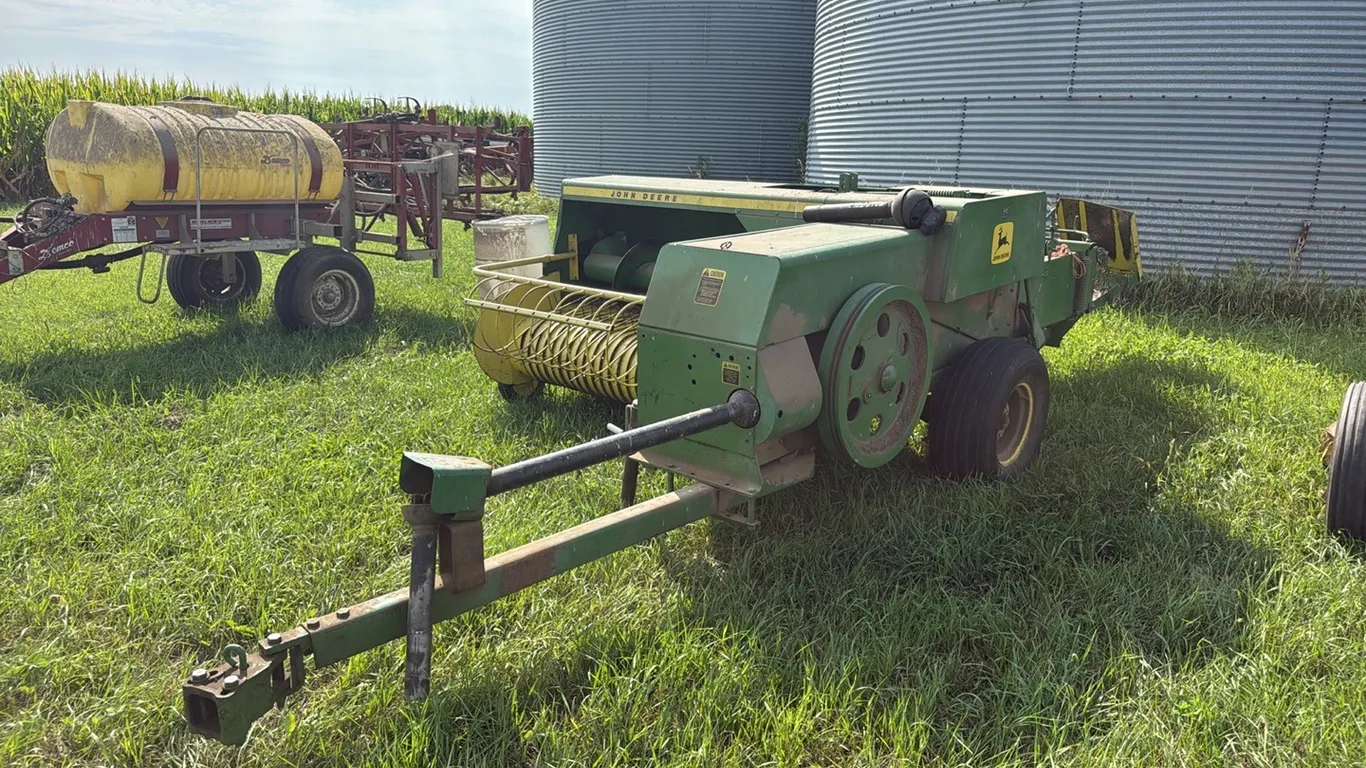 John Deere 336 Small Square Baler w/ 540 PTO