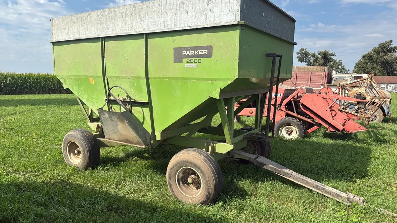 Parker 2500 Gravity Wagon
