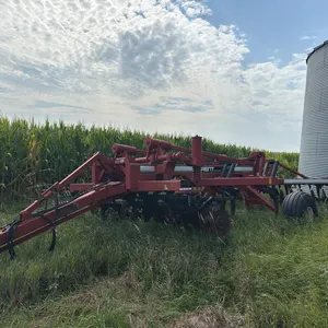 2005 Brent CPC 5 Shank Pull Type Disc Ripper (Has 1 Tire off the Bead and Frame Is Cracked On Both Sides, See Pictures) - This lot may require additio