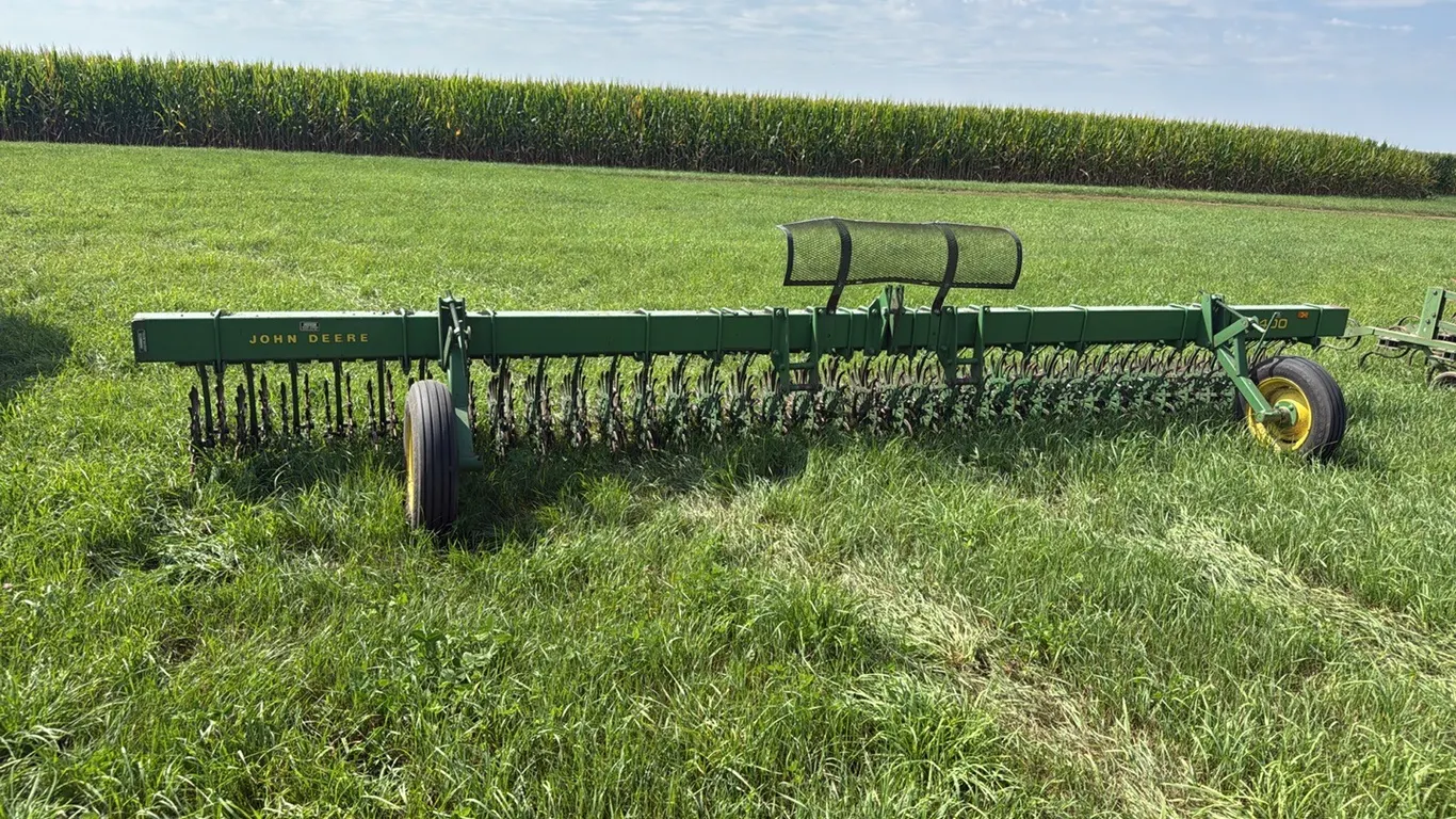 Approx 20’ John Deere 400 3 Pt Rotary Hoe w/ Rock Shield