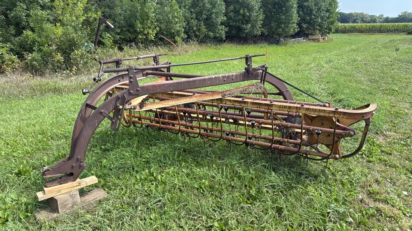 New Holland 56 Side Delivery Hay Rake