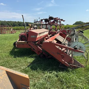 Hesston 300 Approx 15’ Swather *NOT Running and Missing Front Wheel*