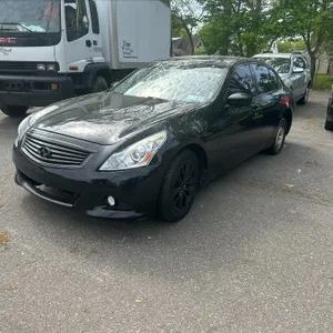 2015 INFINITI Q40 Sedan