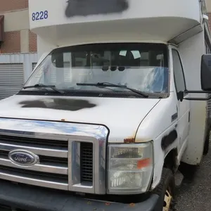 2013 Ford E-350 Transit Bus