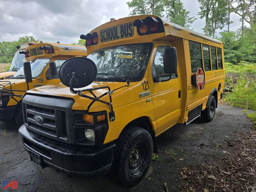 2012 Ford E-Series School Bus