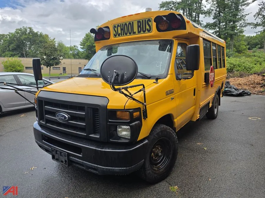 2012 Ford E-Series School Bus