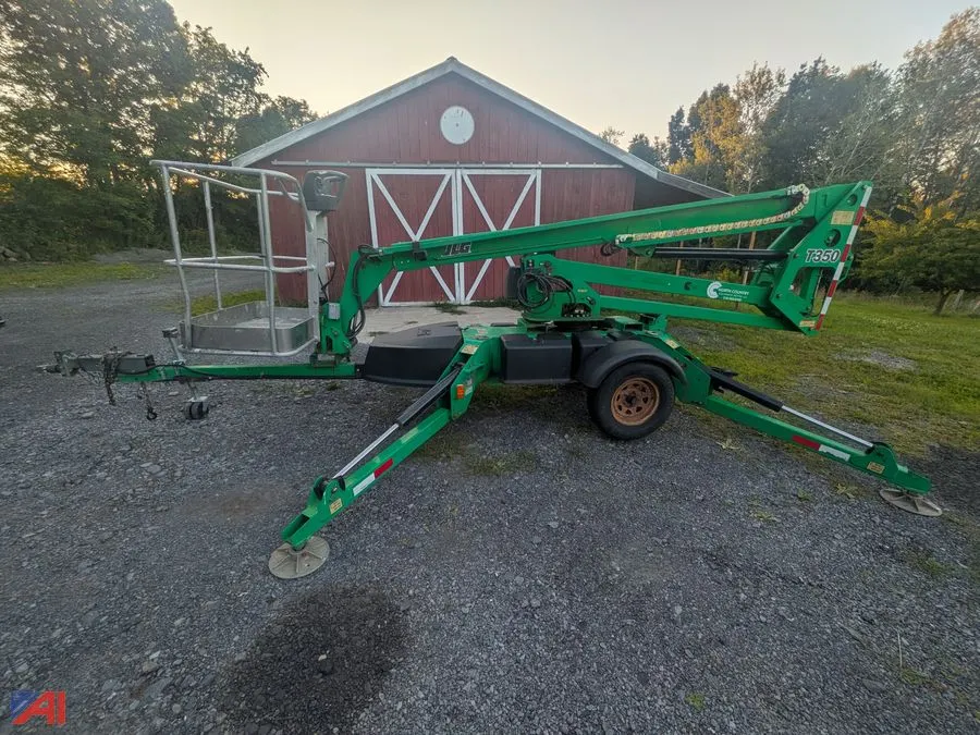 2015 JLG T350 Towable Boom Lift