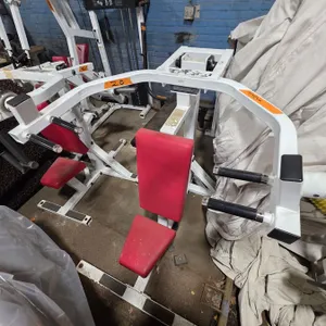 (#20) Paramount Seated Chest Press