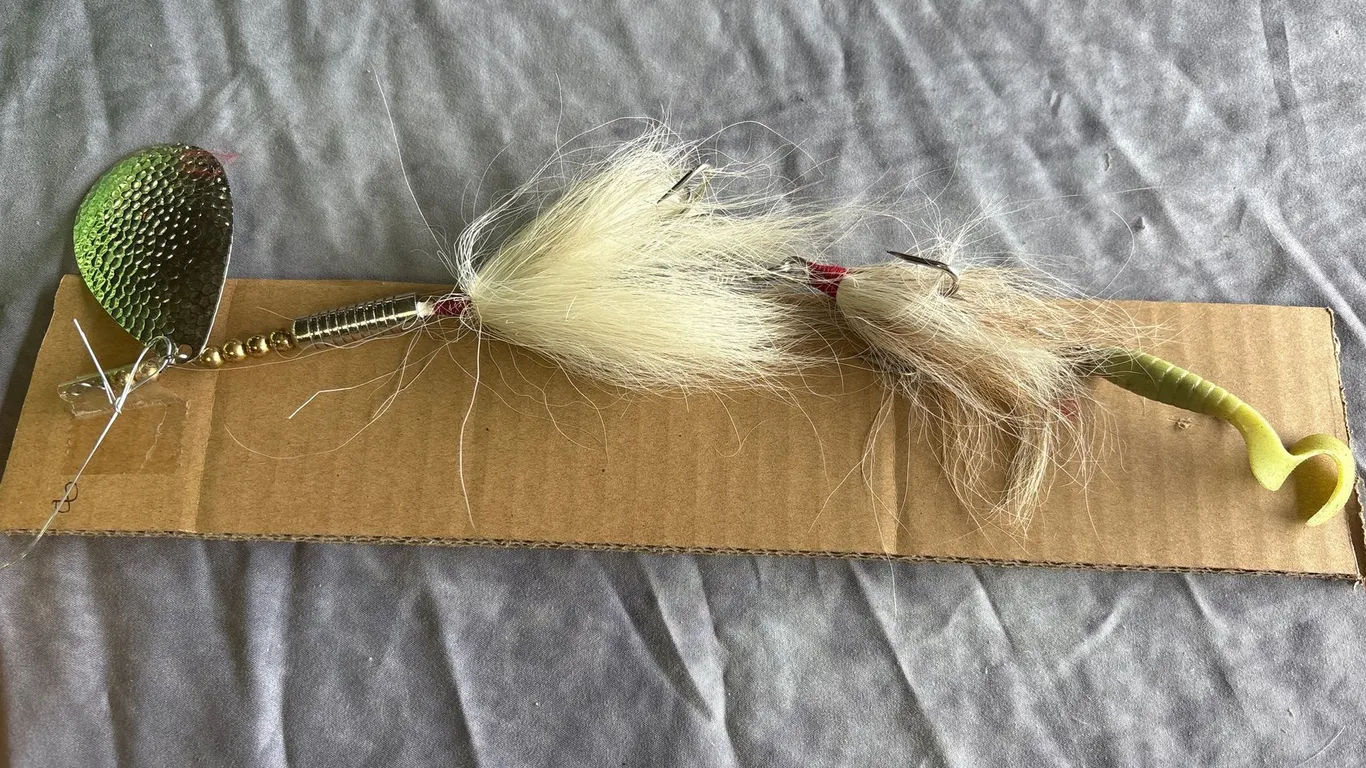 Large Vintage Inline Spinner (Neenah, WI)