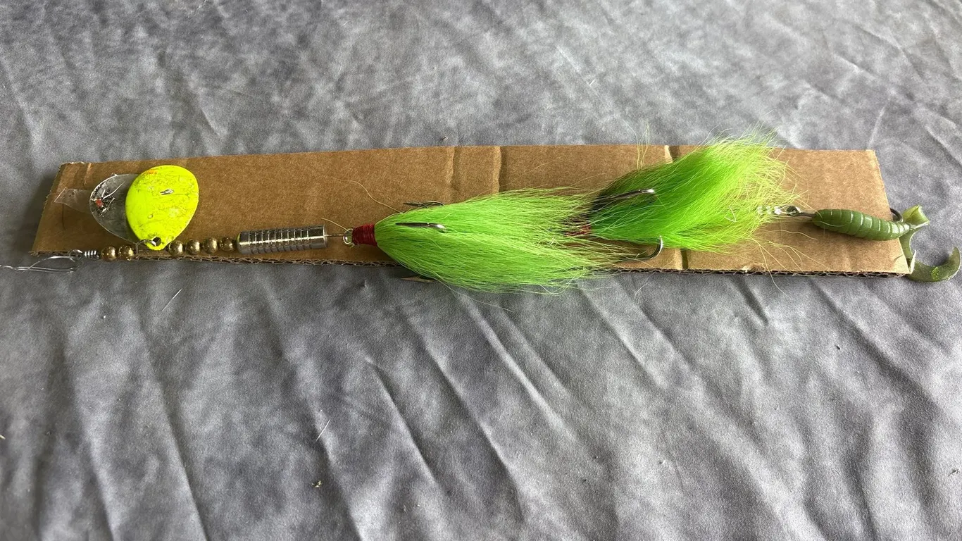 Large Vintage Inline Spinner (Neenah, WI)